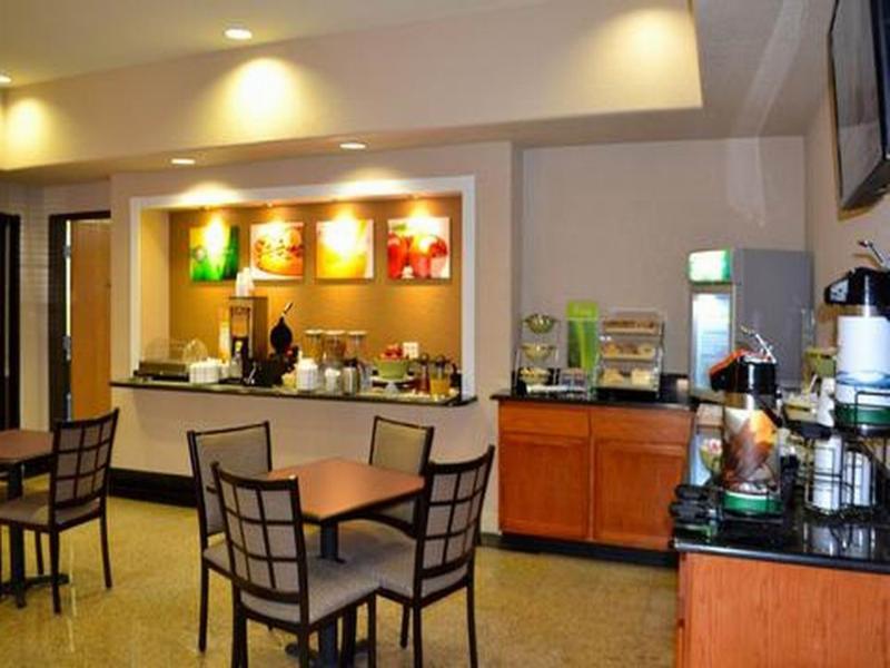 Amco Hotel & Suites- Fort Hood Killeen Exterior foto